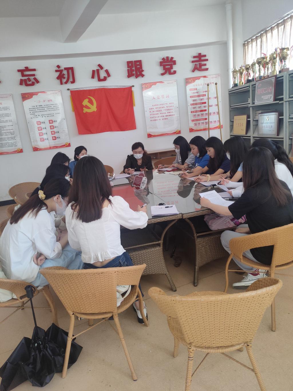 91资源
学生第二党支部开展 “以案为鉴守初心,筑牢防线促廉洁”主题党日活动