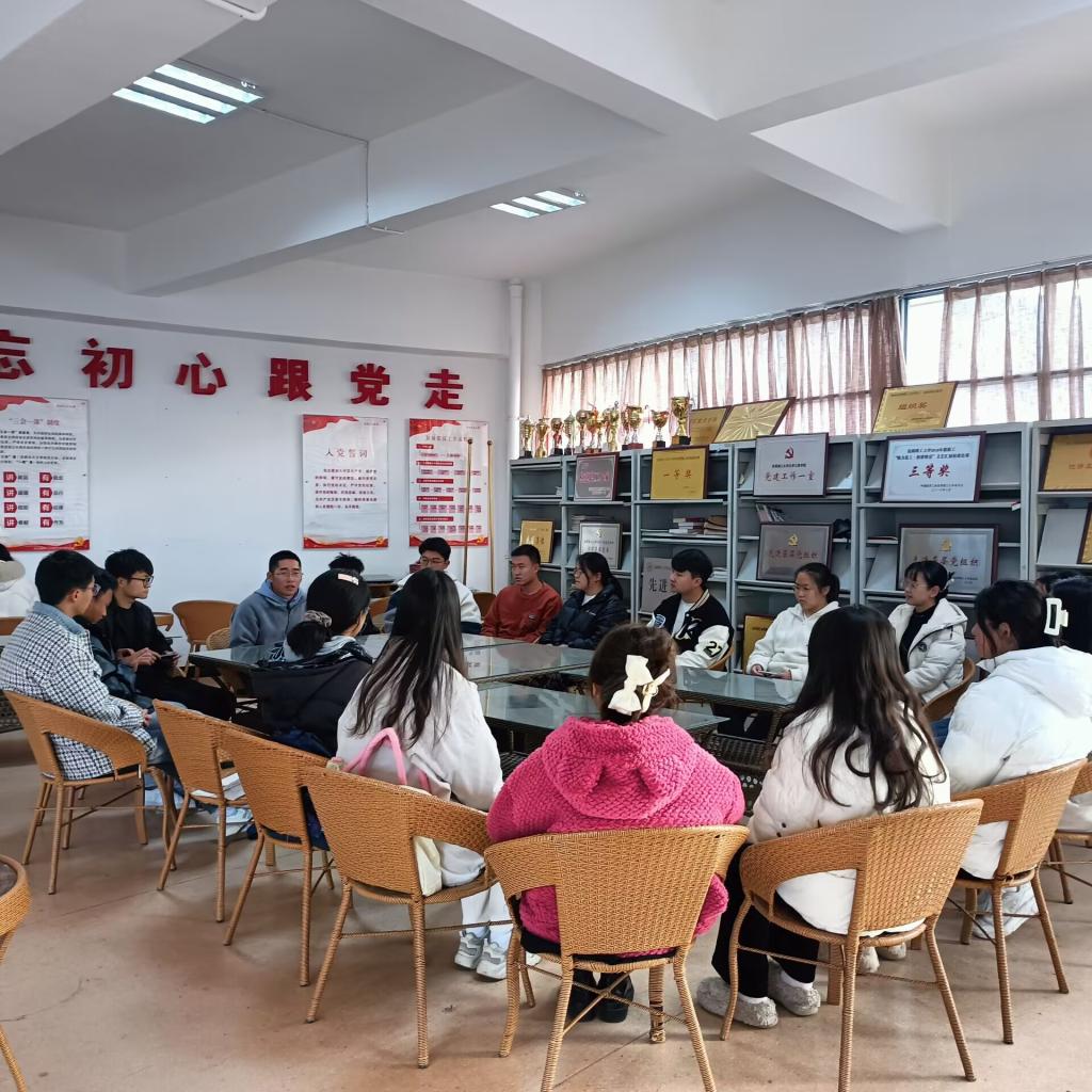 91资源
学生第四党支部开展“学雷锋”实践活动